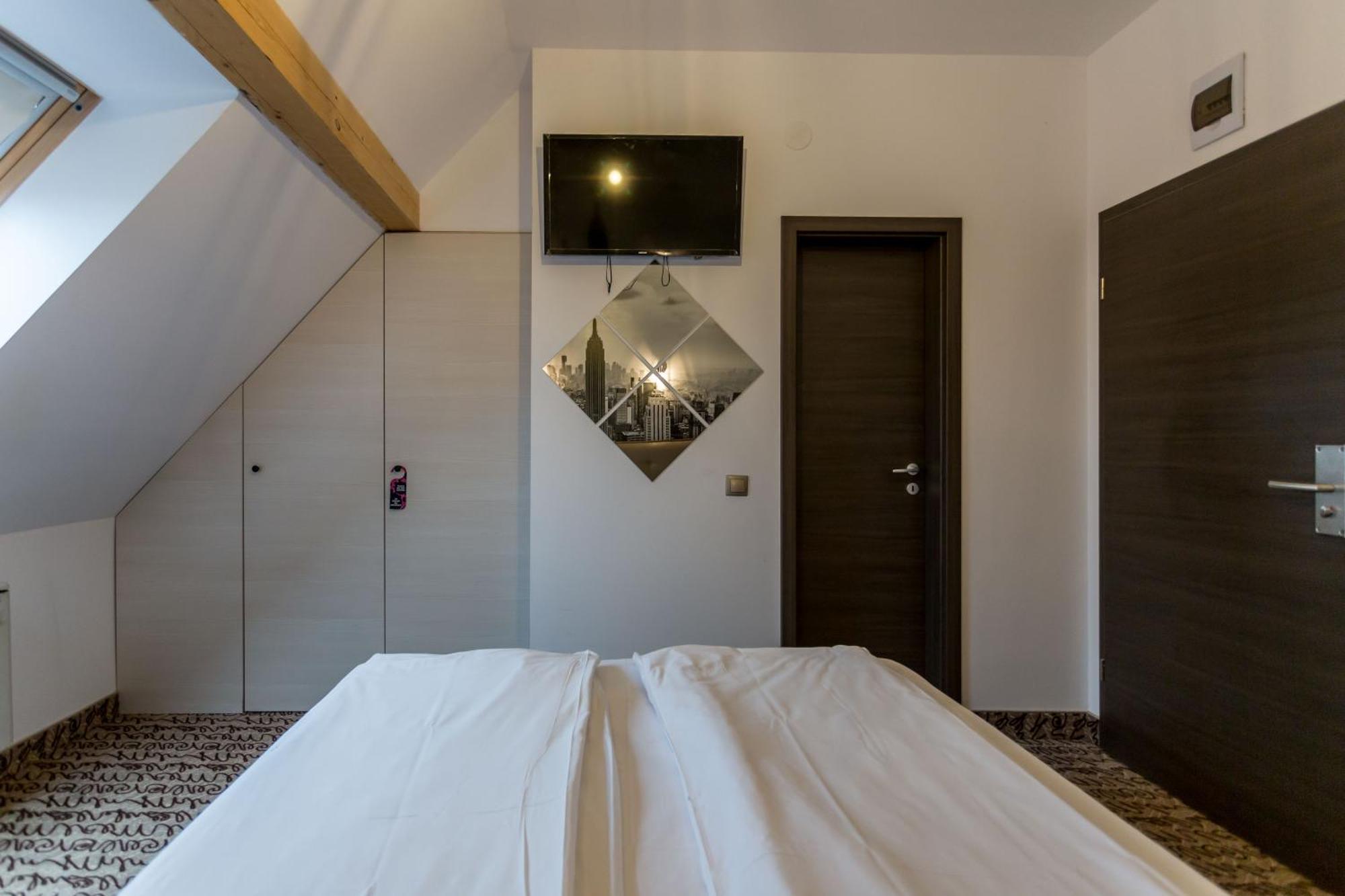 Hotel Bliss Nagyszeben Kültér fotó
